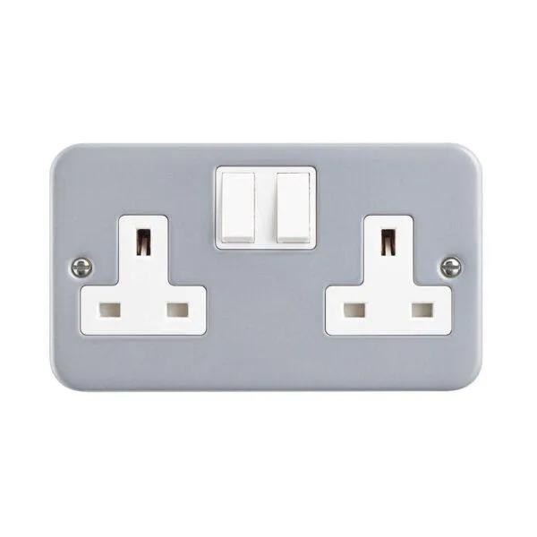 Metal Clad 13A 2 Gang Switched Socket MC422