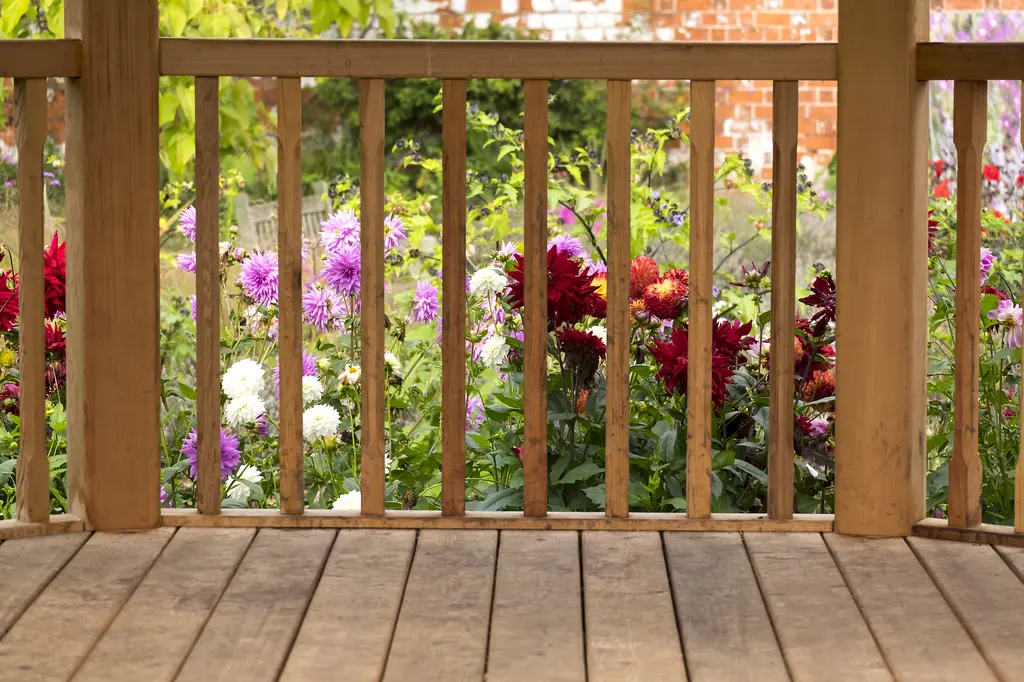 Decking Balustrades