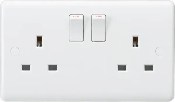 Curved Edge 13A 2G SP Switched Socket (White)
