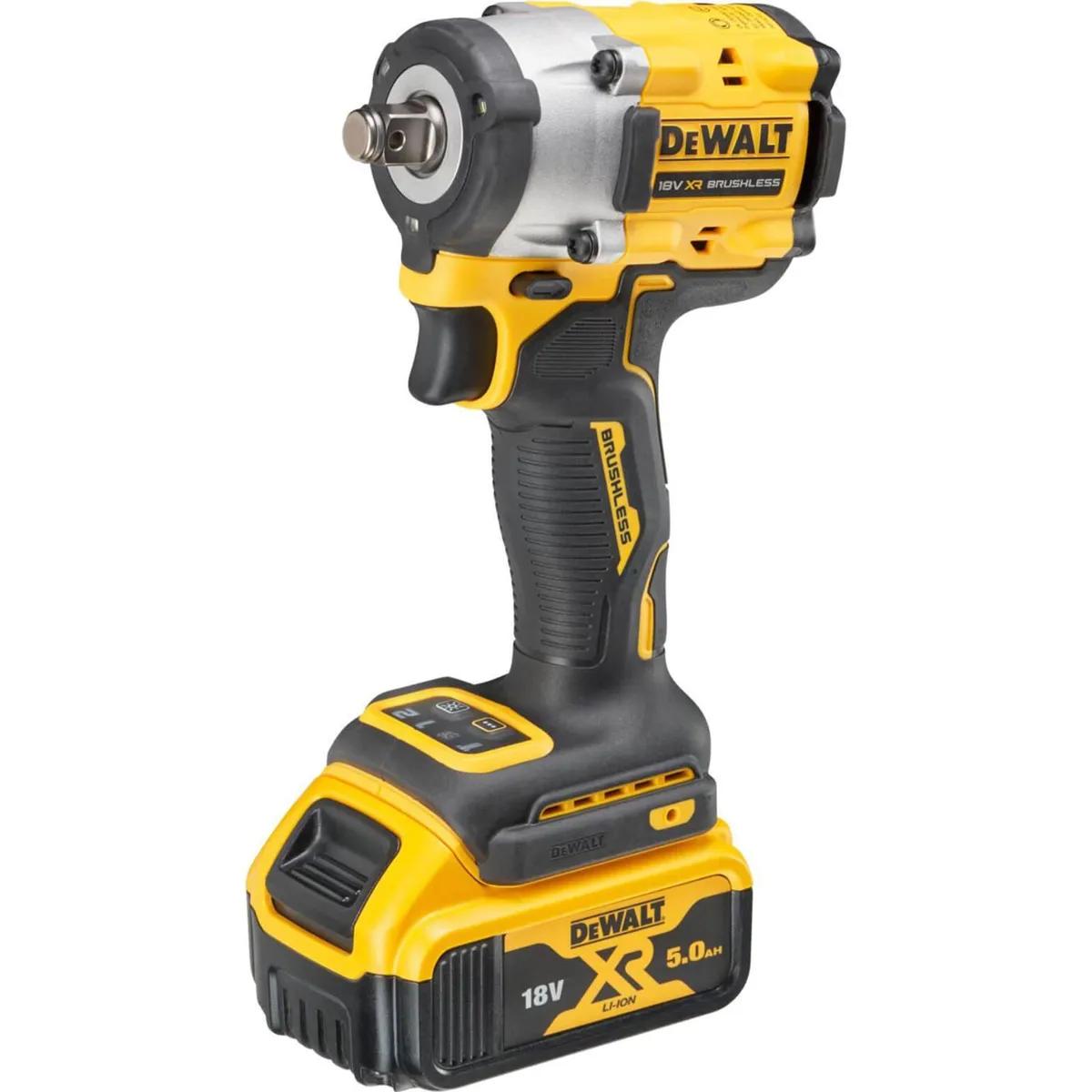 DeWALT DCF921P2T-GB 18V XR Brushless 1/2" Hog Ring Compact Impact Wrench With 2x 5.0Ah Batteries